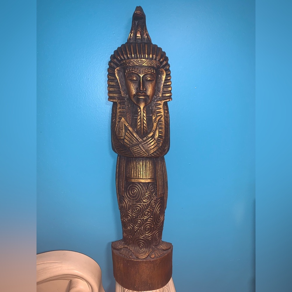 Gold Egyptian Pharaoh Sculpture - Art